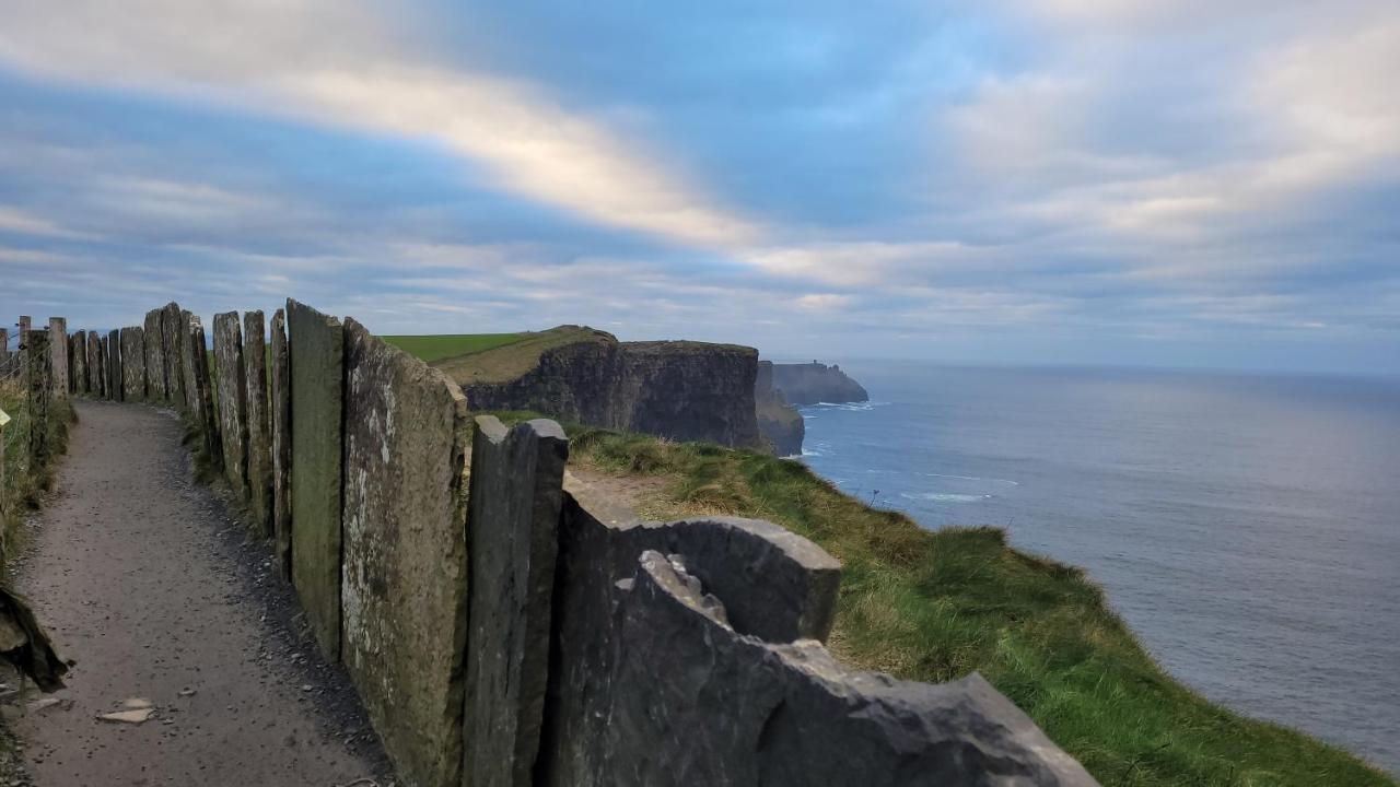 Moher Lodge Liscannor Exterior foto
